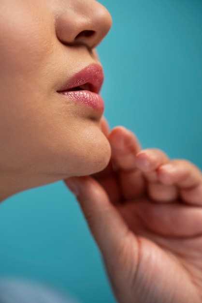 Как применять лекарства для лечения герпеса на губах
